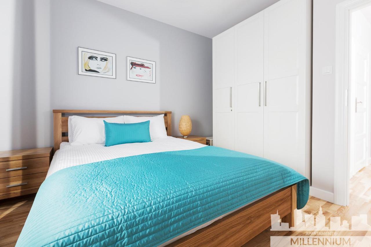 Millennium Manufaktura Blue Apartman Varsó Kültér fotó