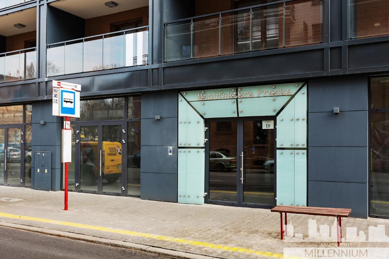 Millennium Manufaktura Blue Apartman Varsó Kültér fotó